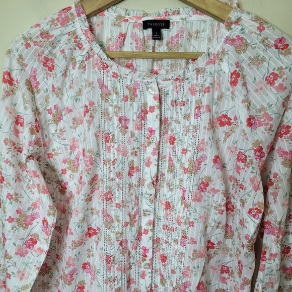 Talbots Ruffle Pintuck Blouse In Swirly Ditsy Floral Size S Button Front - Picture 4 of 10